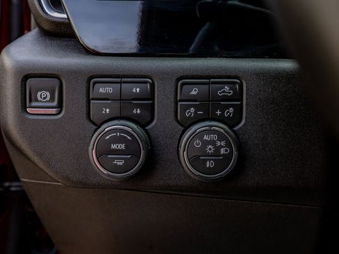 Used 2026 Chevrolet Silverado 3500 LTZ AWD/4WD image 21