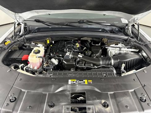 Used 2022 Jeep Grand Cherokee L Laredo RWD image 41