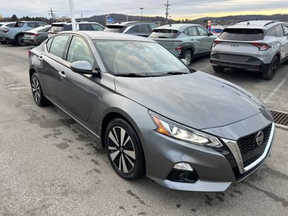 Used 2019 Nissan Altima 2.5 SV
