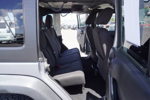 Used 2015 Jeep Wrangler Unlimited Sport w/ Quick Order Package 24S AWD/4WD image 22