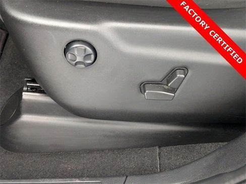 Certified 2021 Jeep Grand Cherokee Laredo image 14