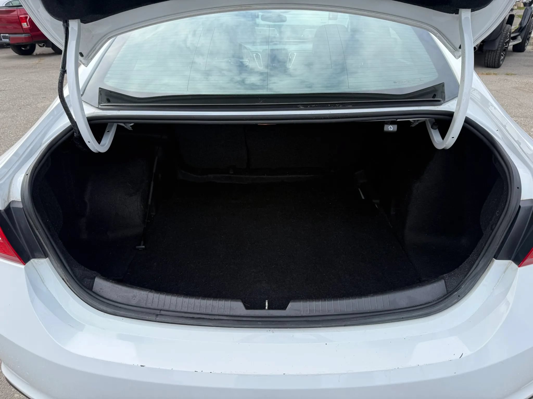 Used 2019 Chevrolet Malibu LS FWD image 25