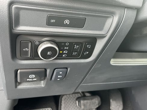 New 2025 Ford F150 XLT w/ Equipment Group 303A High image 11