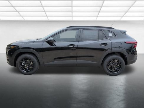New 2026 Chevrolet Trax LT w/ Driver Confidence Package FWD image 25