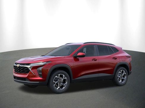 New 2026 Chevrolet Trax LT w/ Driver Confidence Package image 2