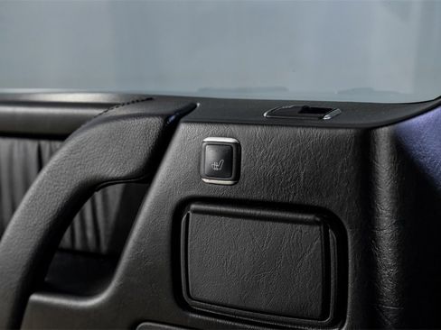 Used 2014 Mercedes-Benz G 63 AMG 4MATIC image 49