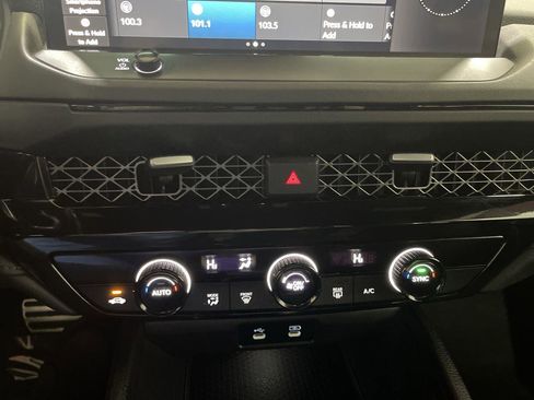 Used 2023 Honda Accord Sport image 18