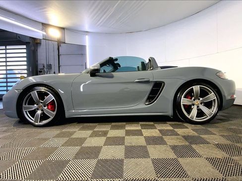 Used 2025 Porsche 718 Boxster S image 2