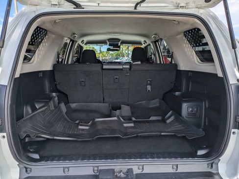Used 2020 Toyota 4Runner TRD Off-Road AWD/4WD image 16