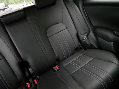 Used 2026 Honda HR-V EX-L image 14