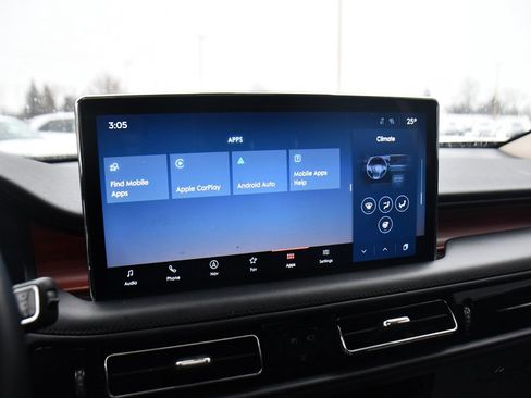 Used 2022 Lincoln Nautilus Reserve image 26