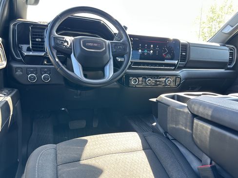 Used 2023 GMC Sierra 1500 Elevation image 18