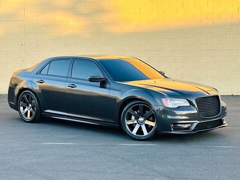 Used 2014 Chrysler 300 SRT8 w/ Harman/Kardon Audio Group RWD image 2