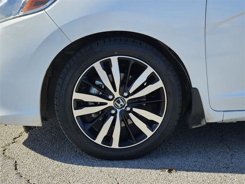 Used 2019 Honda Fit EX image 8