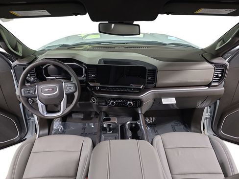 New 2026 GMC Sierra 1500 SLT w/ SLT Premium Plus Package AWD/4WD image 9