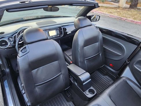 Used 2013 Volkswagen Beetle 2.5 FWD image 40