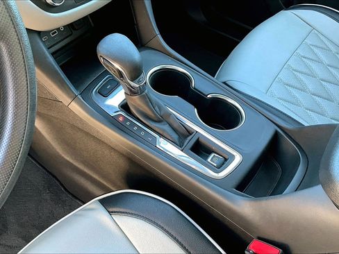 Used 2023 Chevrolet Equinox LS w/ LS Convenience Package image 10