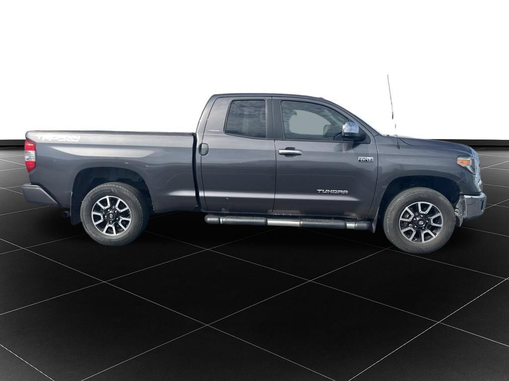 Used 2018 Toyota Tundra Limited w/ Limited Premium Package AWD/4WD image 6
