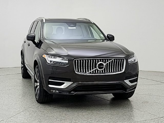 Certified 2024 Volvo XC90 B6 Plus w/ Protection Package Premier AWD/4WD image 2