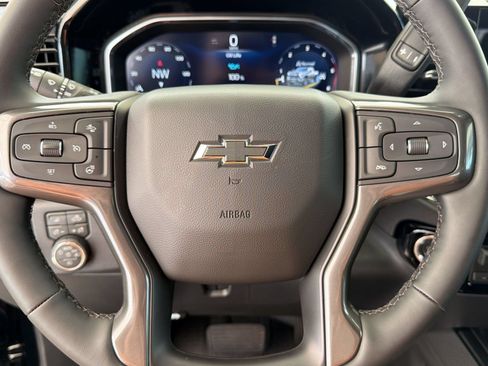 Certified 2026 Chevrolet Silverado 2500 ZR2 AWD/4WD image 10