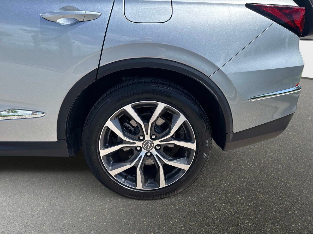 Used 2024 Acura MDX w/ Technology Package FWD image 10