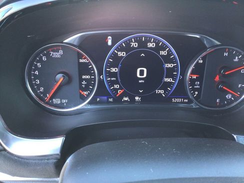 Used 2023 Chevrolet Traverse High Country AWD/4WD image 16