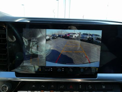 Certified 2023 Chevrolet Silverado 1500 LTZ image 32