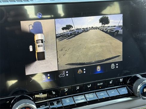 New 2026 Chevrolet Colorado ZR2 w/ Technology Package image 16