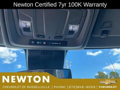 Used 2025 Chevrolet Silverado 1500 LT AWD/4WD image 13