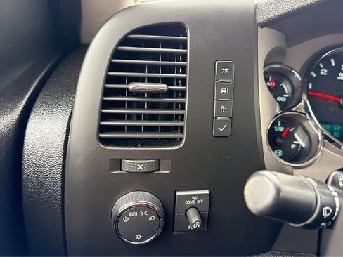 Used 2011 Chevrolet Silverado 1500 LT w/ All-Star Edition image 32