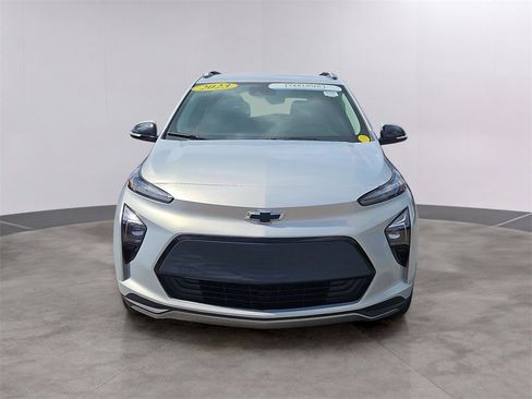 Certified 2023 Chevrolet Bolt EUV LT image 2