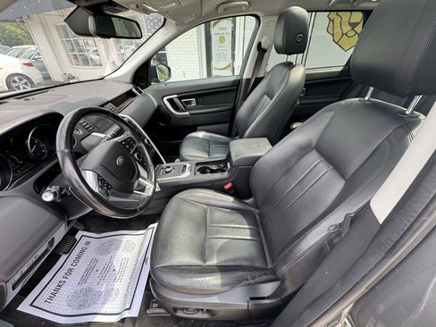 Used 2018 Land Rover Discovery Sport HSE AWD/4WD image 11