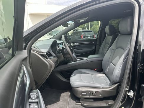 Certified 2024 Buick Enclave Essence FWD image 19