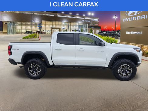Used 2026 Chevrolet Colorado ZR2 w/ Technology Package AWD/4WD image 6