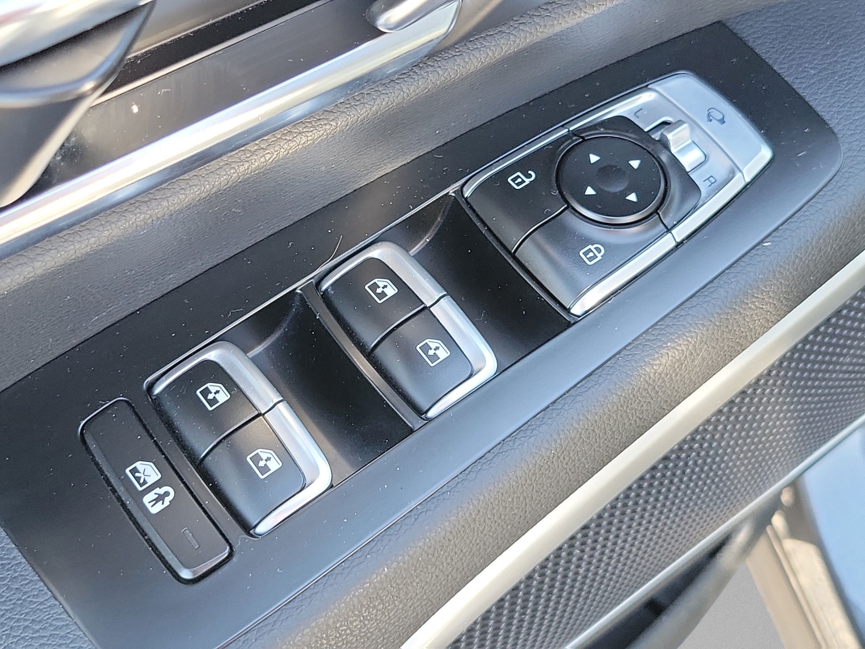 Used 2022 Kia Telluride EX FWD image 20
