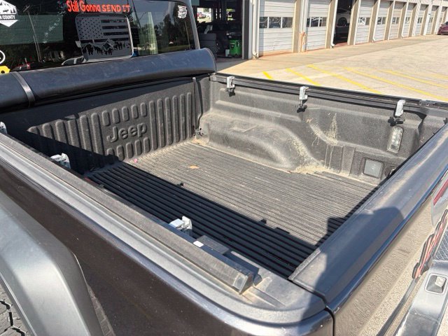 Used 2020 Jeep Gladiator Sport w/ Quick Order Package 24S AWD/4WD image 4