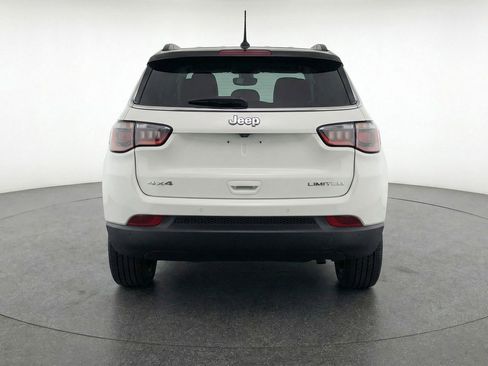 Used 2025 Jeep Compass Limited image 6