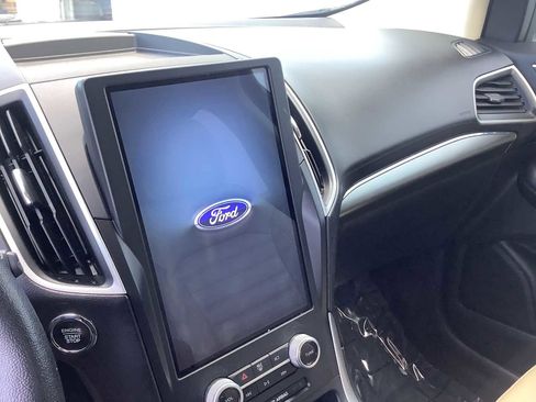Used 2022 Ford Edge SEL w/ Convenience Package AWD/4WD image 17