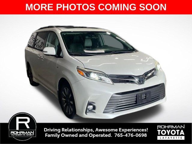 Used 2019 Toyota Sienna Limited Premium AWD/4WD image 9