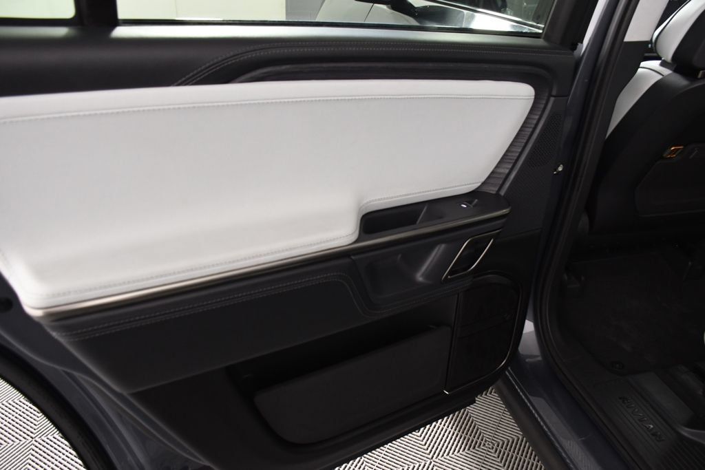 Used 2024 Rivian R1S Adventure Quad AWD/4WD image 25