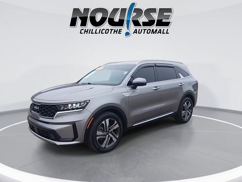 Used 2023 Kia Sorento EX image 4