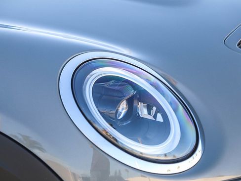 Used 2022 MINI Cooper SE image 8