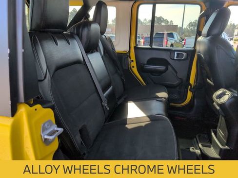 Used 2020 Jeep Wrangler Unlimited Freedom Edition image 13