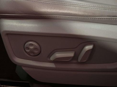 Used 2023 Audi Q5 2.0T Premium w/ Convenience Package image 14