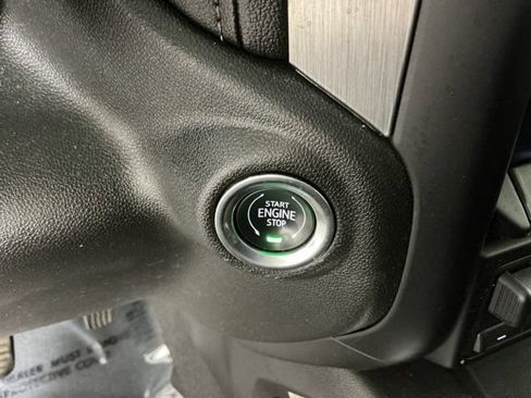 Used 2023 GMC Sierra 2500 Denali AWD/4WD image 27