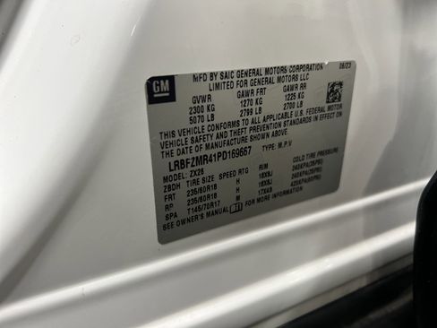 Certified 2023 Buick Envision Preferred image 33