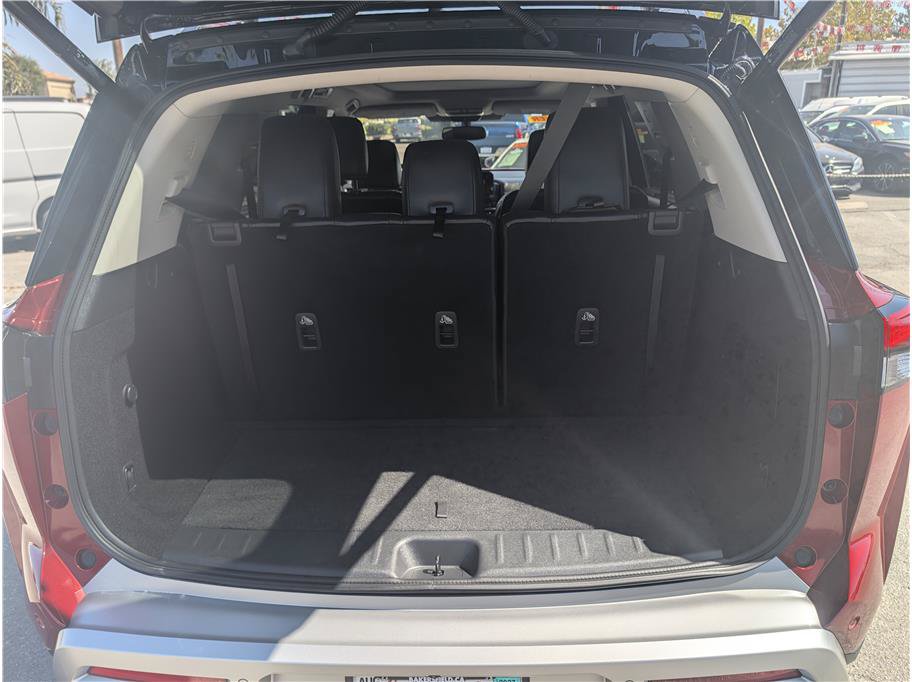 Used 2022 Nissan Pathfinder SL w/ SL Premium Package FWD image 13