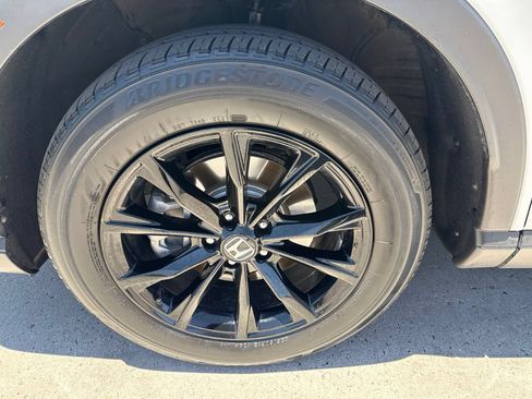 Used 2024 Honda CR-V Sport image 11