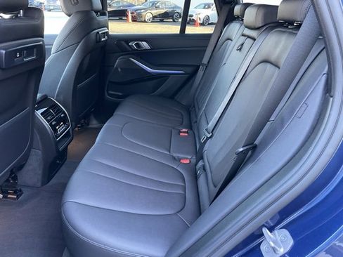 Certified 2022 BMW X5 xDrive40i w/ Climate Comfort Package image 7
