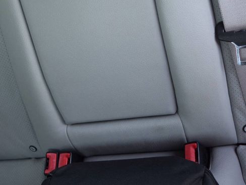 Used 2004 Mercedes-Benz E 500 Sedan image 38